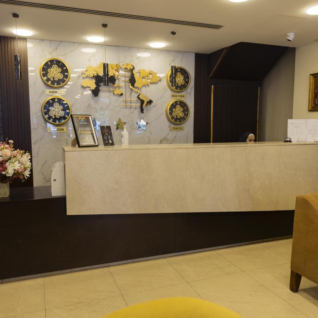 The Seventh Star Hotel Suites Амман Екстер'єр фото